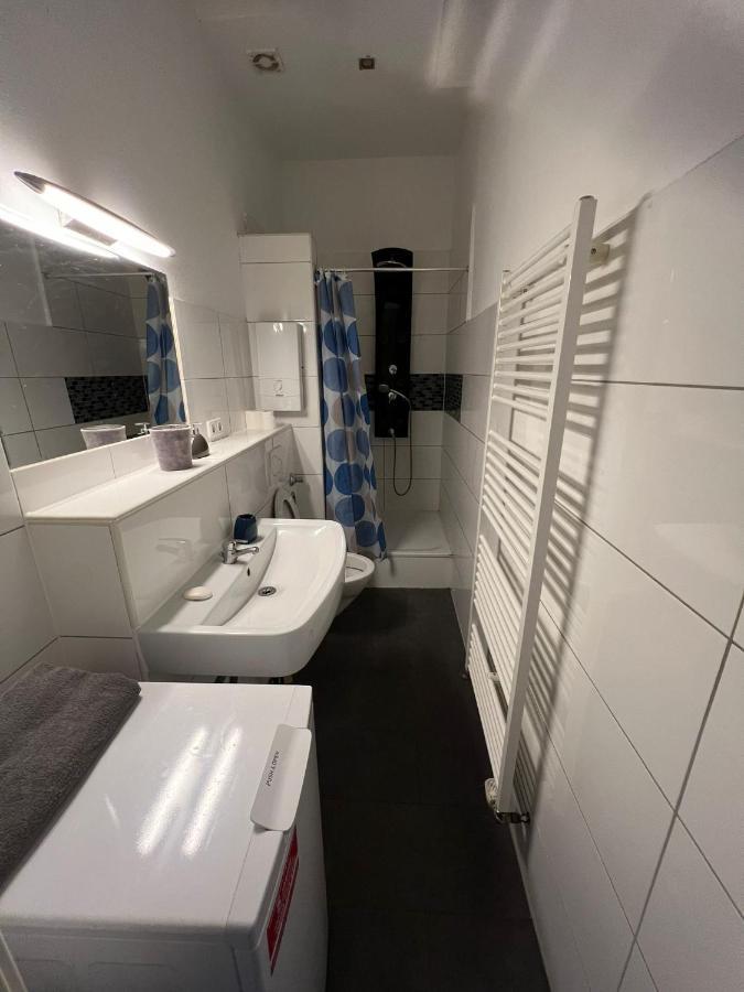 Apartment Vi01 Schönes 6 Pers. Am Dülkener Bahnhof *