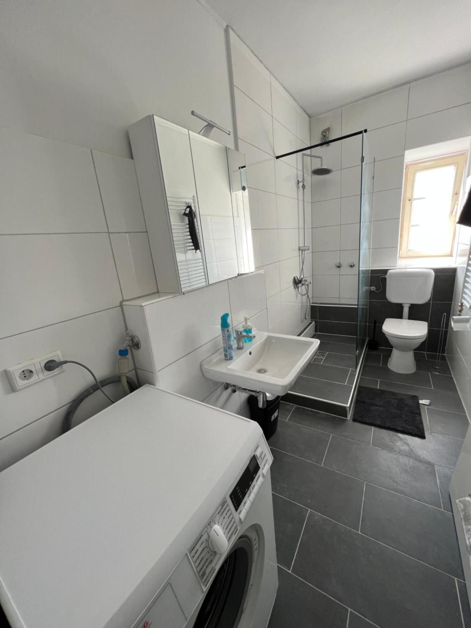 Apartment Vi01 Schönes 6 Pers. Am Dülkener Bahnhof Viersen